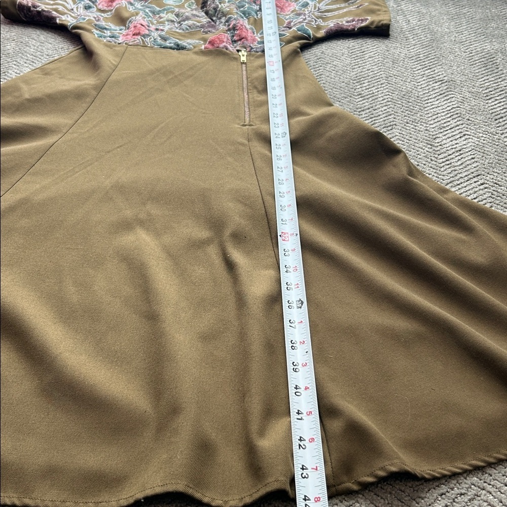Hemant & Nandita Women’s Candida Olive Green Midi Dress Size 4 - Picture 9 of 11